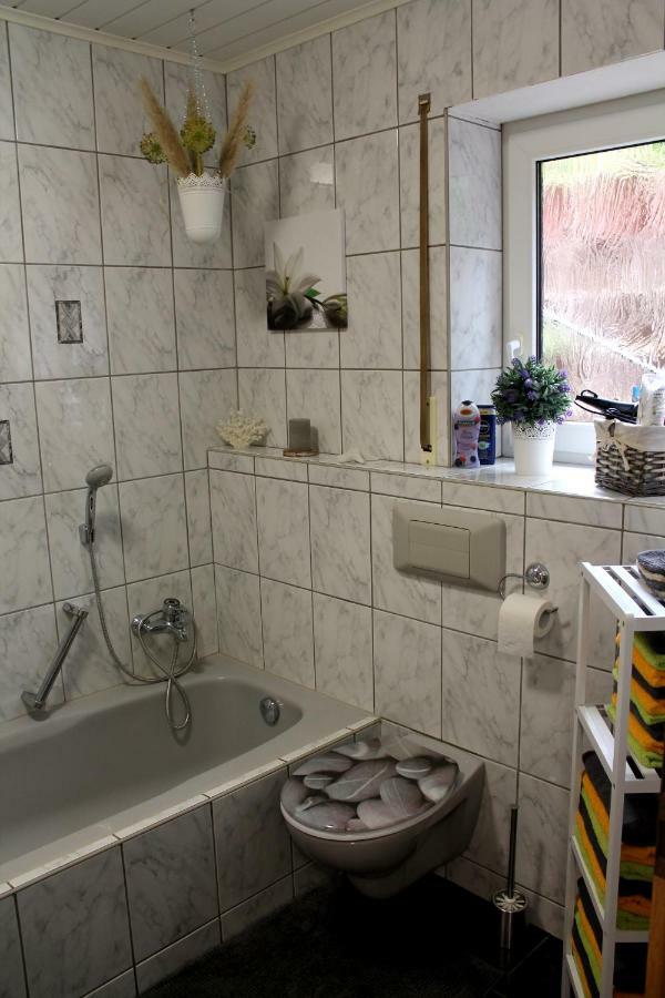 Ferienwohnung " Gecko 2 " Андернах Экстерьер фото